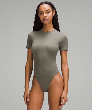Body Lululemon Wundermost Ultra-Soft Nulu Corta-Sleeve Crew Tanga Mujer Verde Chile | 854JYNMXT
