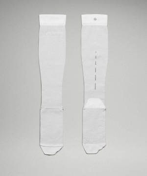 Calcetines Lululemon MicroPillow Compression Knee-High Light Cushioning Correr Hombre Blancas Chile | 920LPCNYH