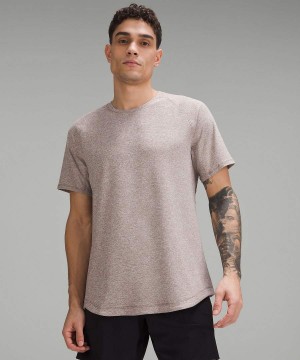 Camiseta Lululemon License to Train Corta-Sleeve Hombre Gris Blancas Chile | 214FMOZUB