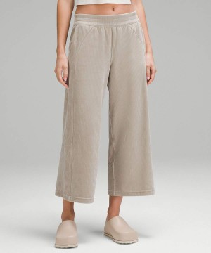 Pantalon Lululemon Scuba Mid-Rise Anchos-Leg Crop Velvet Cord Mujer Gris Chile | 539QTBCAW