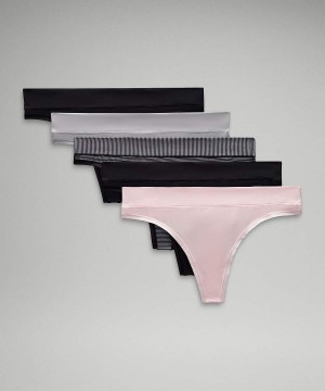 Ropa Interior Lululemon UnderEase Mid-Rise Tanga 5 Pack Mujer Rojas Claro Plateadas Rayadas Gris Negras Negras Negras Chile | 692GWNMKD