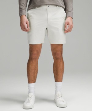 Short Lululemon ABC Classic-Fit 7" Warpstreme Hombre Beige Chile | 038CEROTG