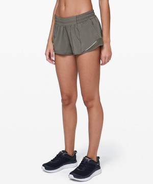Short Lululemon Hotty Hot Low-Rise Forro 2.5" Mujer Gris Verde Oliva Chile | 078FAVIPH