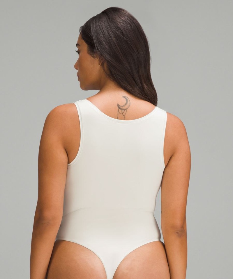 Body Lululemon Wundermost Ultra-Soft Nulu Square-Neck Sin Manga Mujer Beige Chile | 958SDBGQU