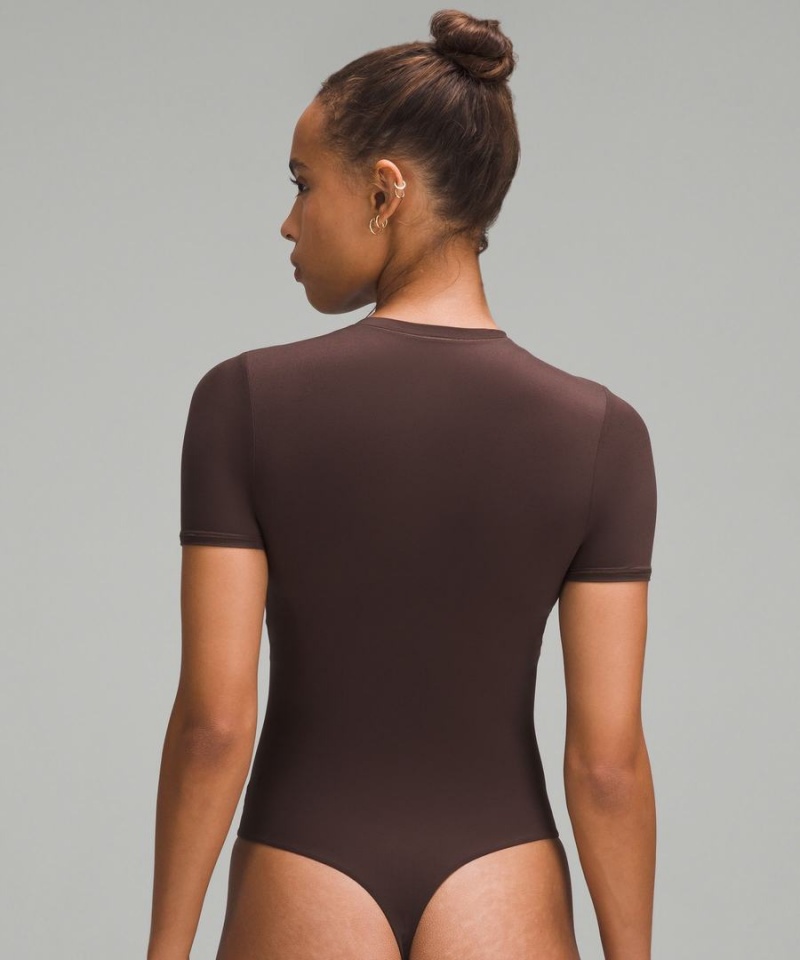 Body Lululemon Wundermost Ultra-Soft Nulu Corta-Sleeve Crew Tanga Mujer Chocolate Chile | 839RKMAUO