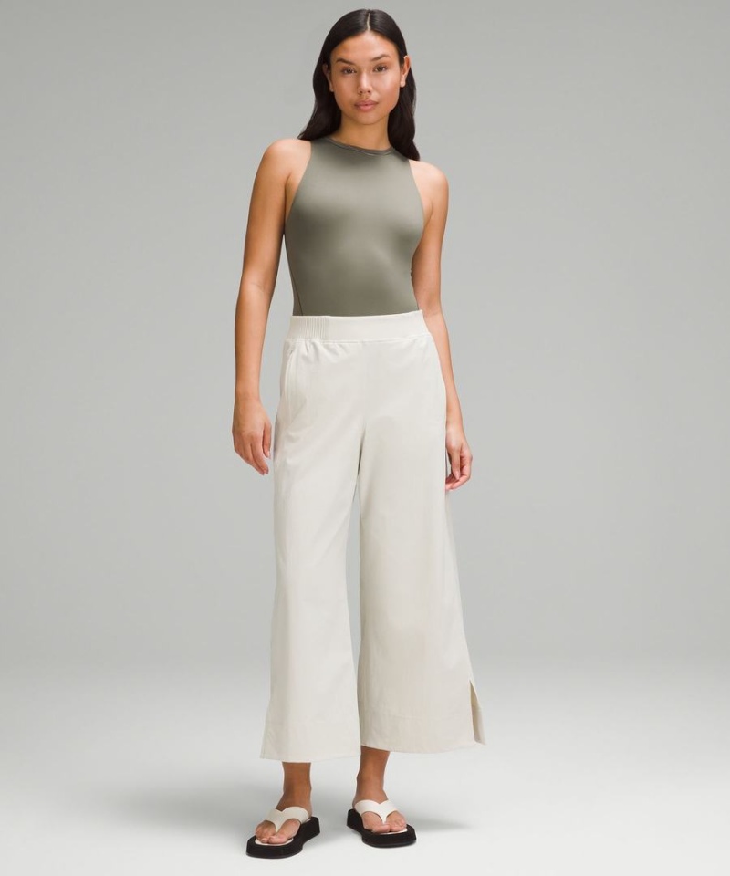 Body Lululemon Wundermost Ultra-Soft Nulu High-Neck Sin Manga Mujer Verde Chile | 689ZWEORV