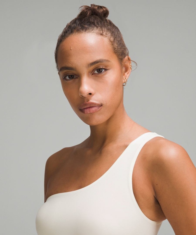 Body Lululemon Wundermost Ultra-Soft Nulu Asymmetrical Mujer Beige Chile | 938CYNVGF