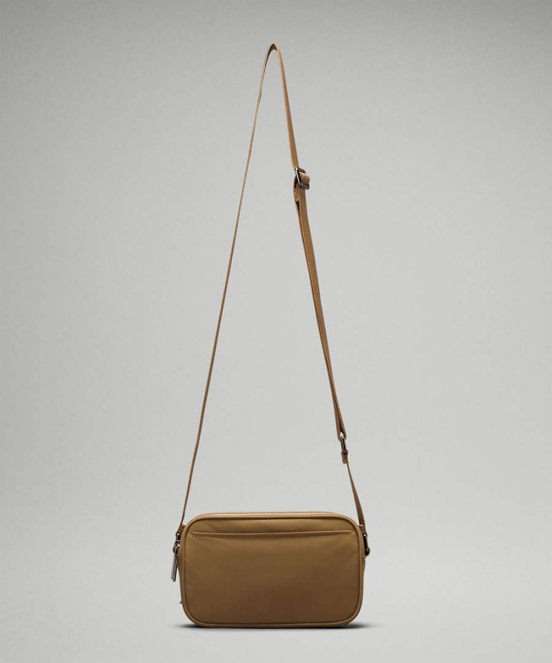 Bolsas Hombro Lululemon Camera 2L Mujer Negras Doradas Chile | 561HRJIZL