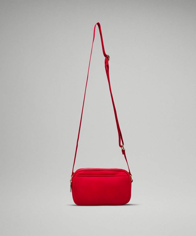 Bolsas Hombro Lululemon Lunar New Year Camera 2L Mujer Rojas Oscuro Doradas Chile | 641VPNUAJ