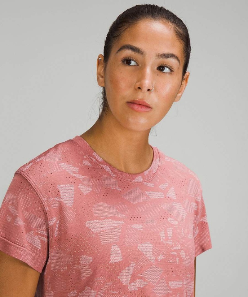 Camiseta Lululemon Train to Be Corta Sleeve Mujer Rosas Rosas Chile | 026OPLSGW