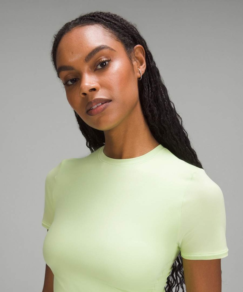Camiseta Lululemon Wundermost Ultra-Soft Nulu Crewneck Cropped Mujer Verde Chile | 901KZEMNF