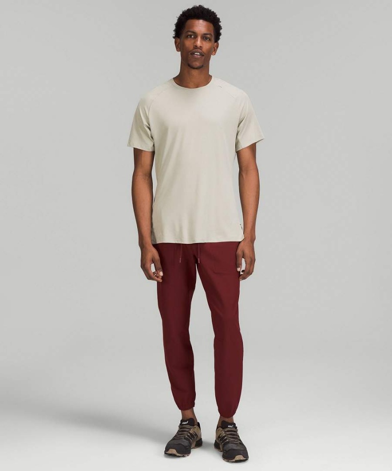 Pantalon Jogger Lululemon License to Train Hombre Rojas Burdeos Chile | 657UANQCE