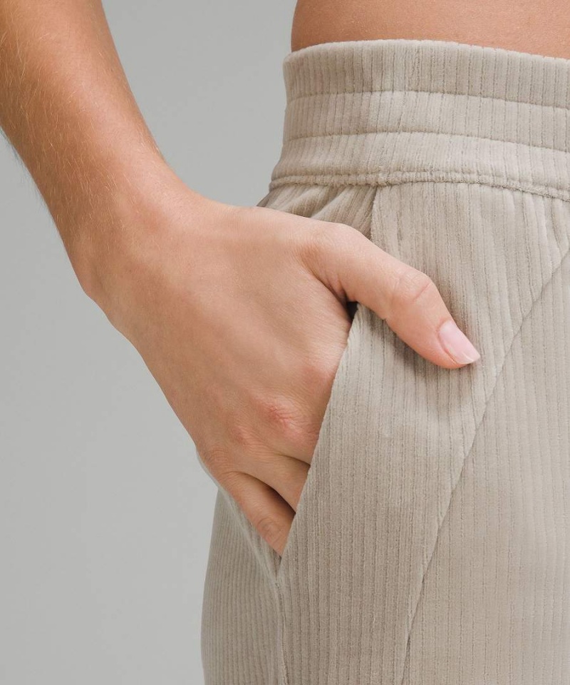 Pantalon Lululemon Scuba Mid-Rise Anchos-Leg Crop Velvet Cord Mujer Gris Chile | 539QTBCAW