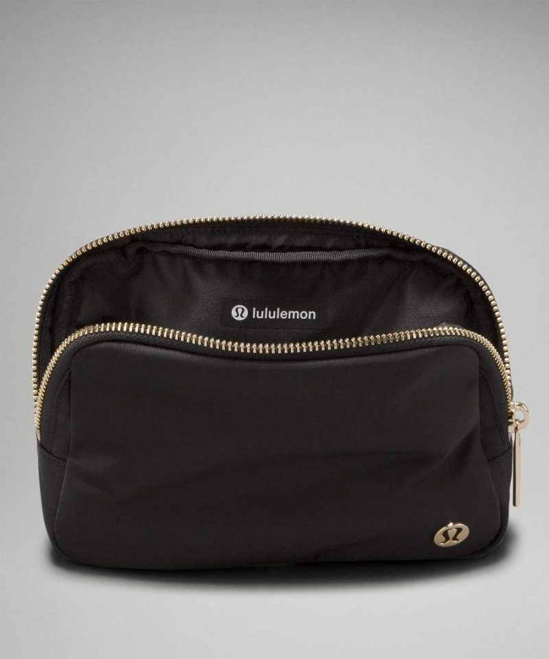 Riñonera Lululemon Everywhere 1L Metal Hardware Mujer Negras Doradas Chile | 236MDARSV