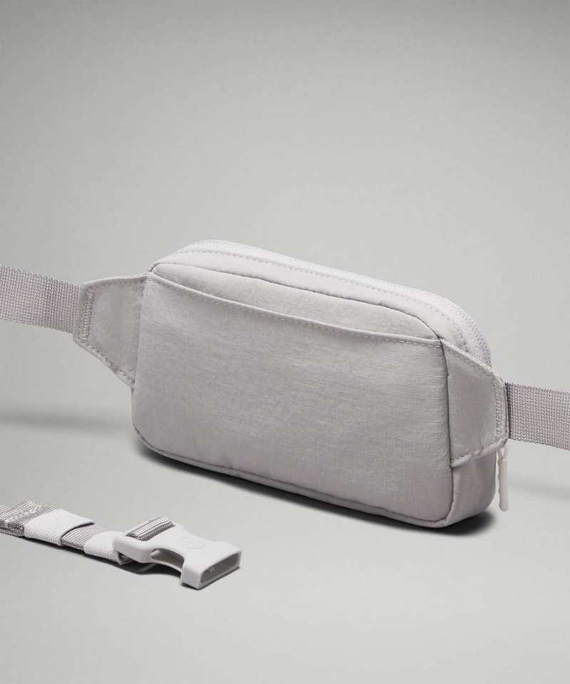 Riñonera Lululemon Mini Hombre Plateadas Chile | 740TFAIGL