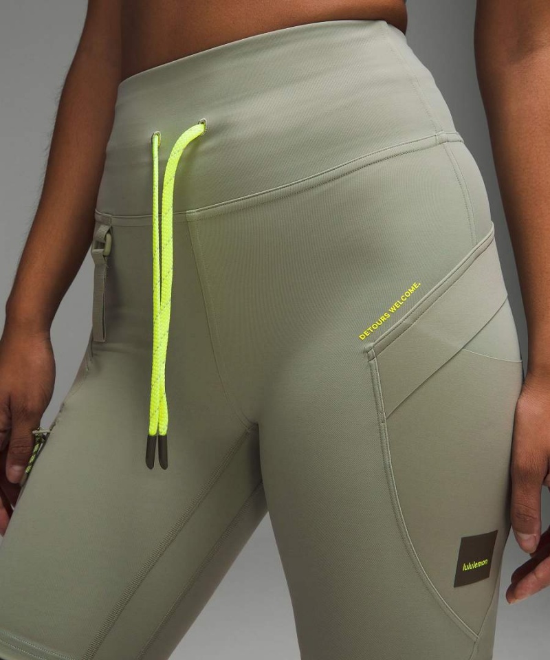 Short Lululemon Cargo Super-High-Rise 8