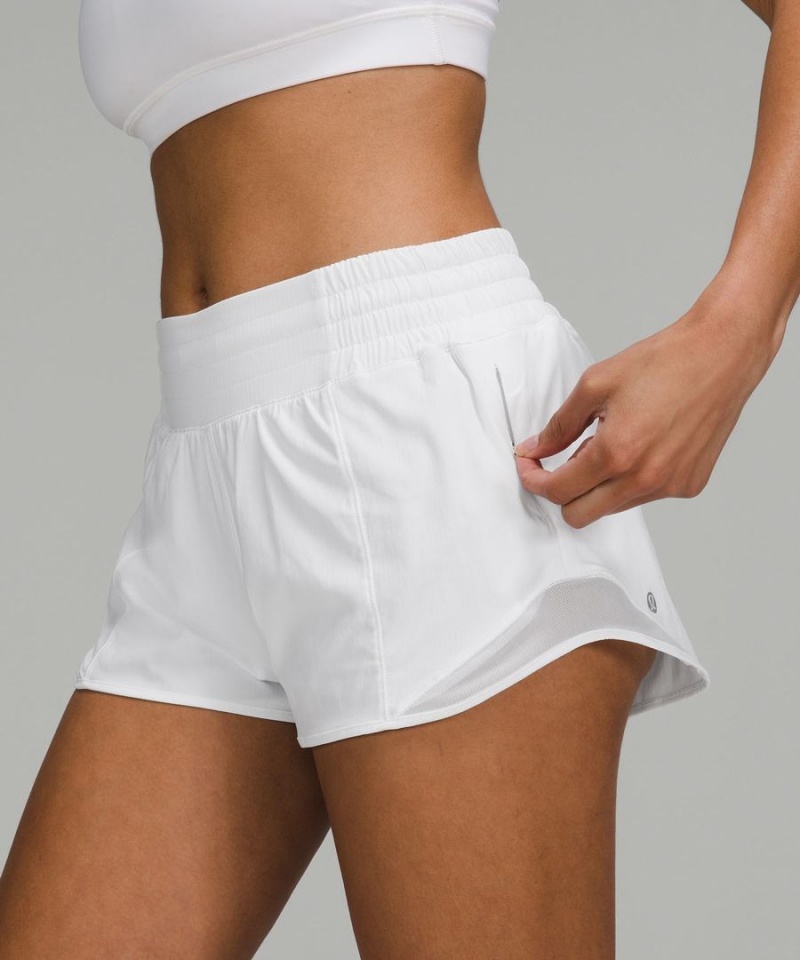 Short Lululemon Hotty Hot High-Rise Forro 2.5