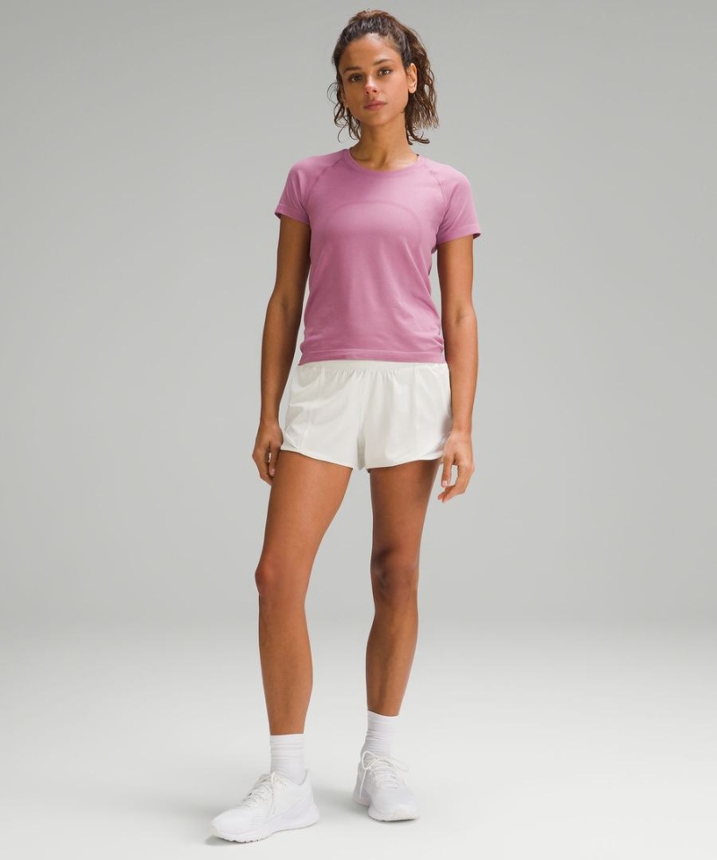 Short Lululemon Hotty Hot High-Rise Forro 2.5