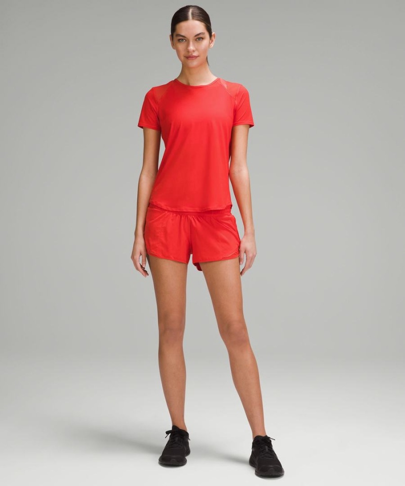 Short Lululemon Hotty Hot Low-Rise Forro 2.5