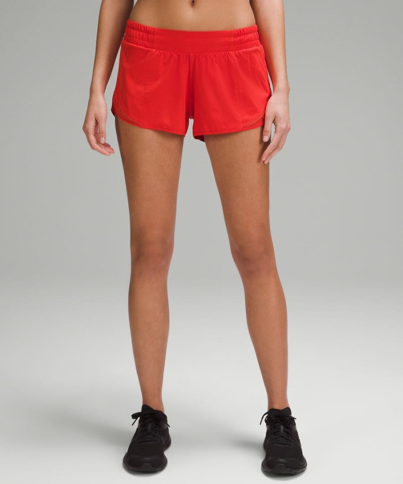 Short Lululemon Hotty Hot Low-Rise Forro 2.5\