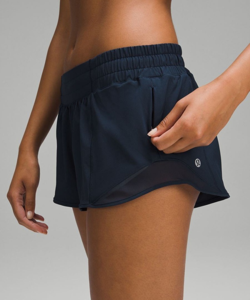 Short Lululemon Hotty Hot Low-Rise Forro 2.5