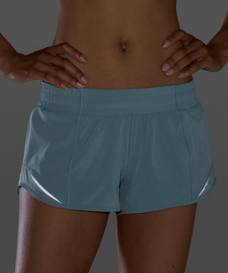 Short Lululemon Hotty Hot Low-Rise Forro 2.5