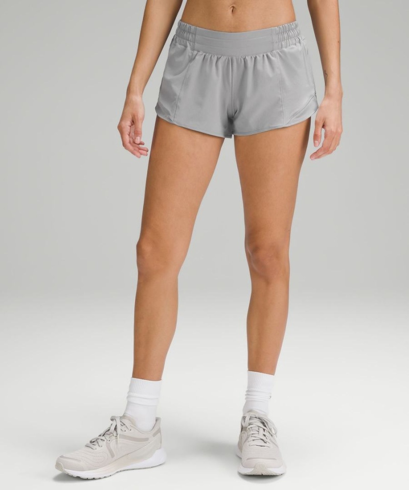 Short Lululemon Hotty Hot Low-Rise Forro 2.5\