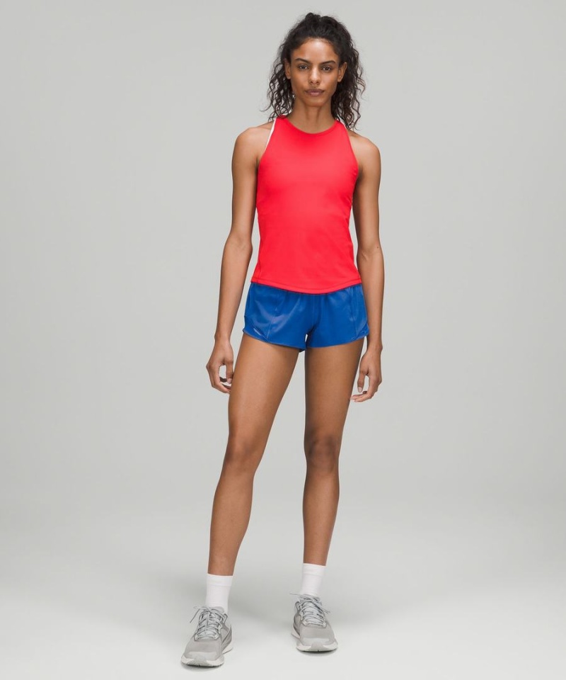 Short Lululemon Hotty Hot Low-Rise Forro 2.5