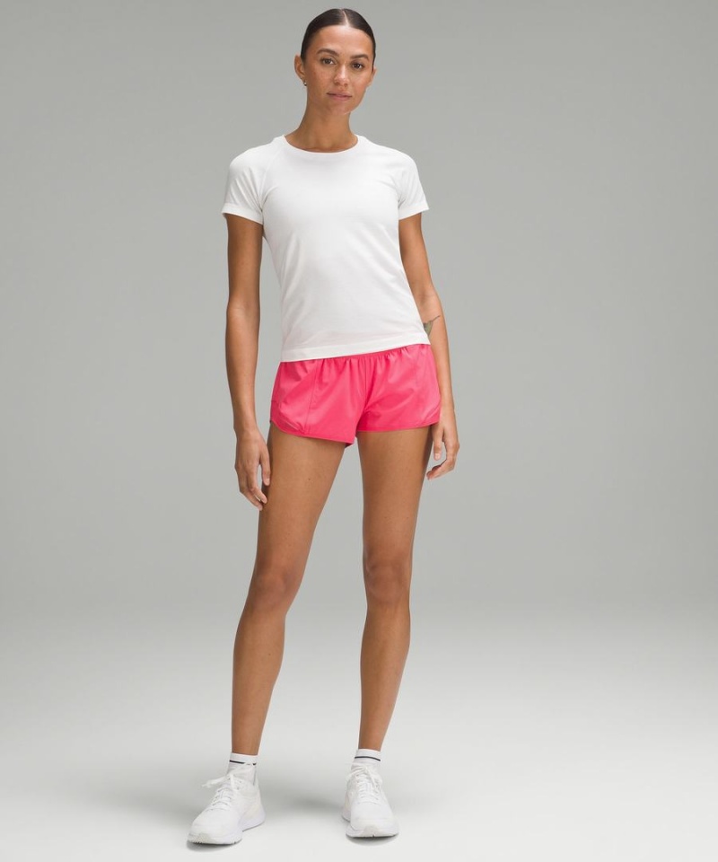 Short Lululemon Hotty Hot Low-Rise Forro 2.5