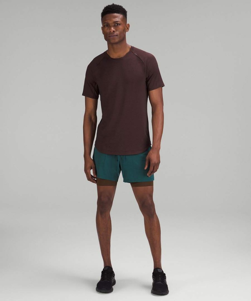 Short Lululemon License to Train Half 9