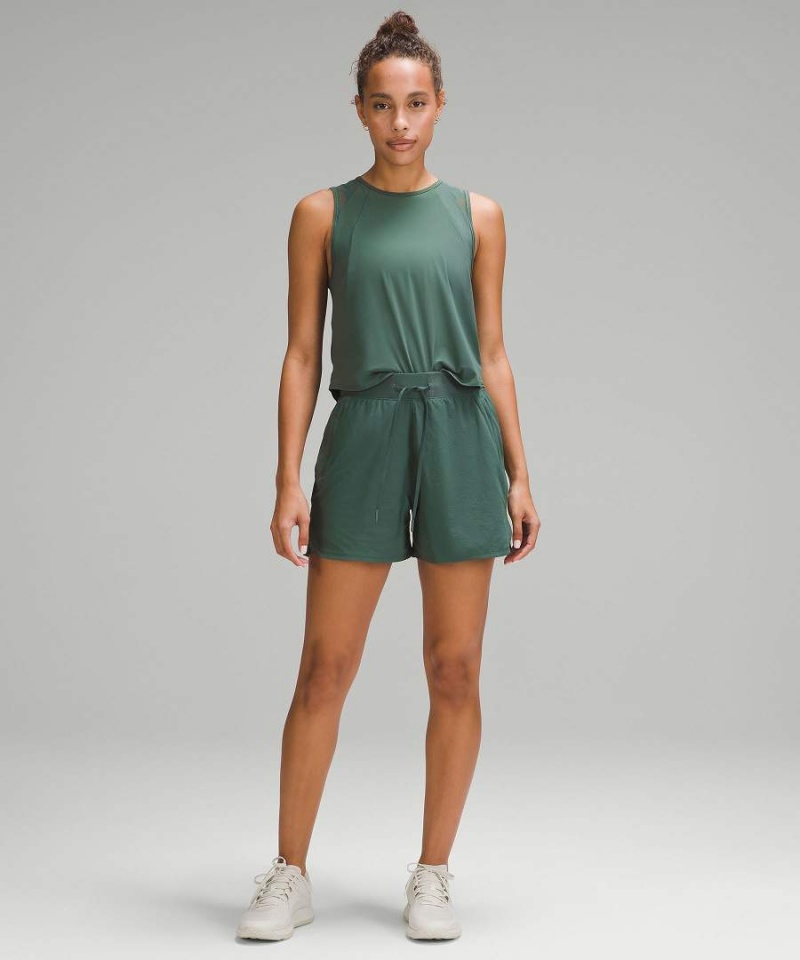 Short Lululemon License to Train High-Rise 4