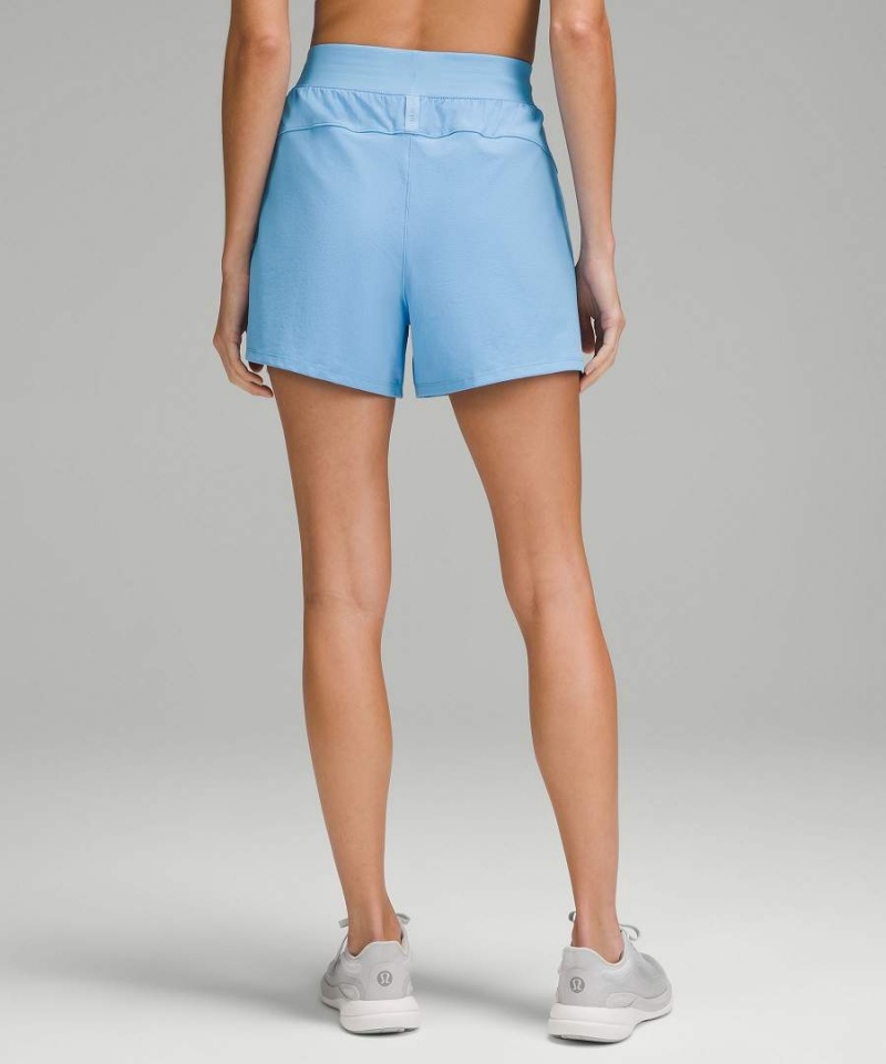Short Lululemon License to Train High-Rise 4