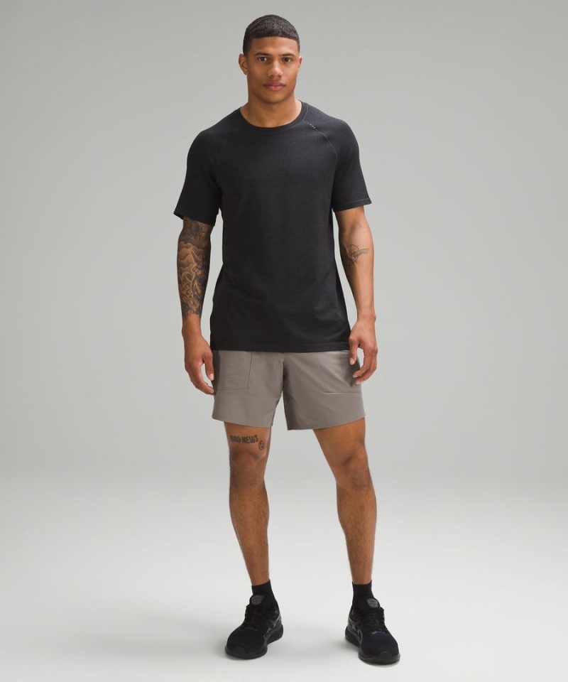 Short Lululemon License to Train Linerless 7