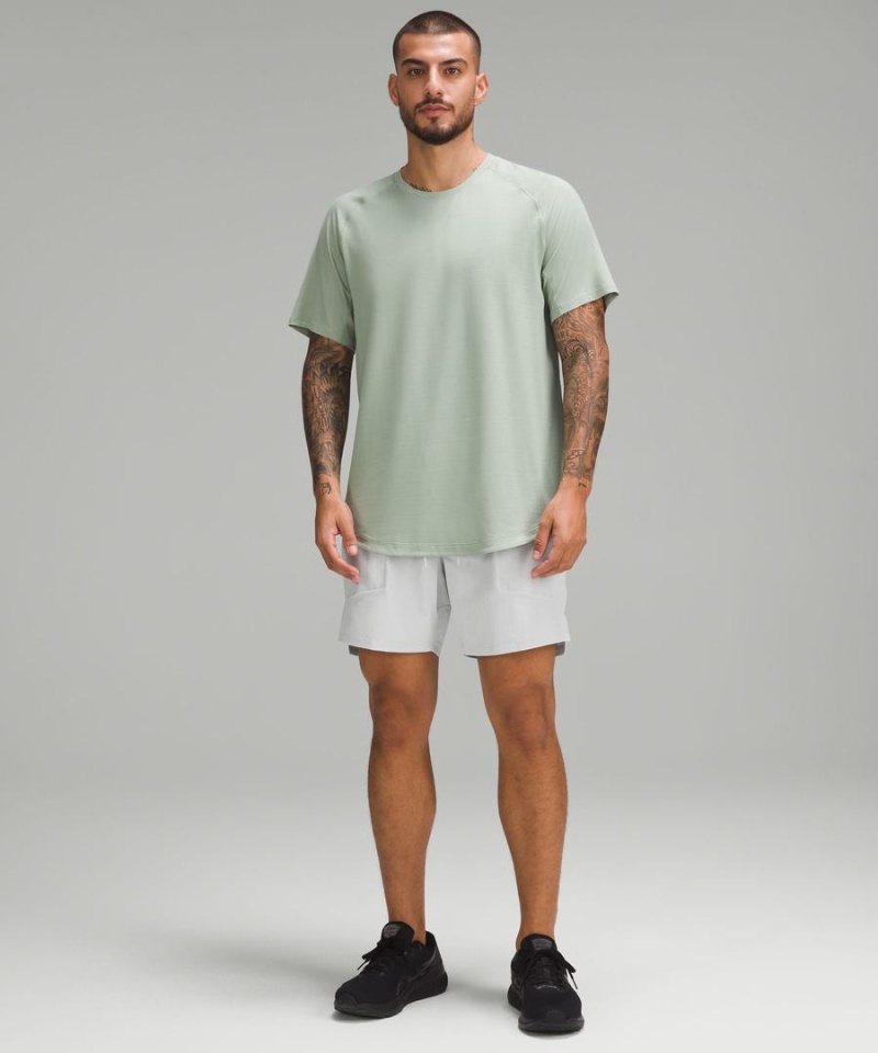Short Lululemon License to Train Linerless 7