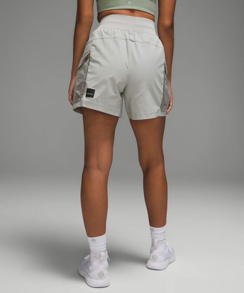 Short Lululemon Multi-Pocket Cargo High-Rise 5