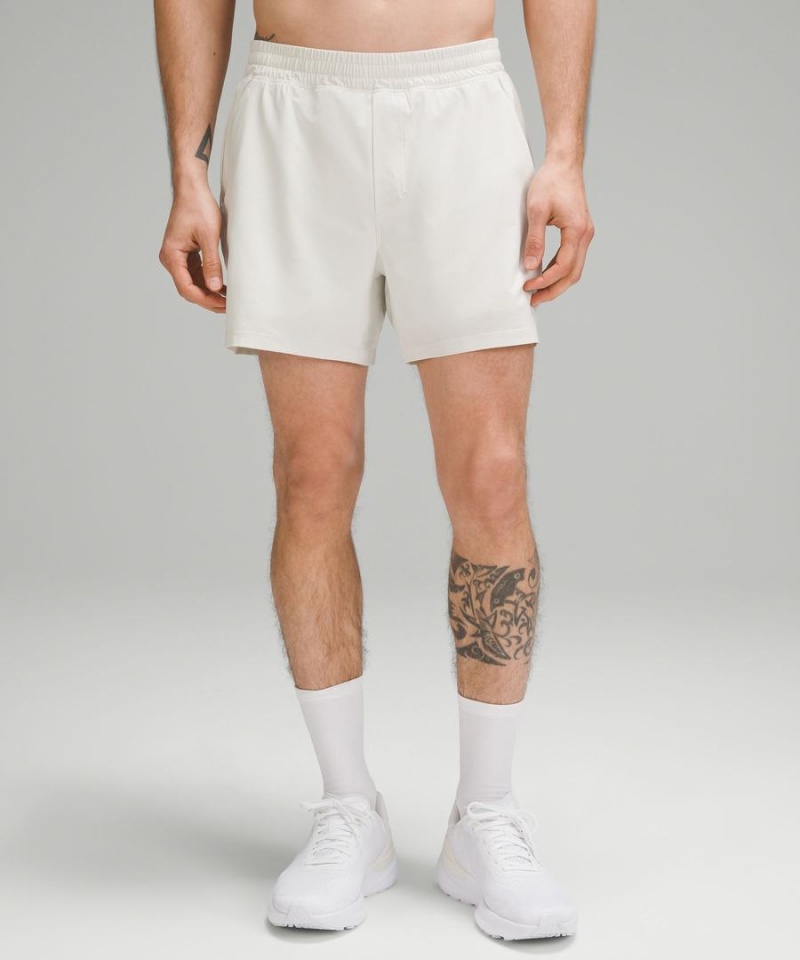 Short Lululemon Pace Breaker Forro 5\
