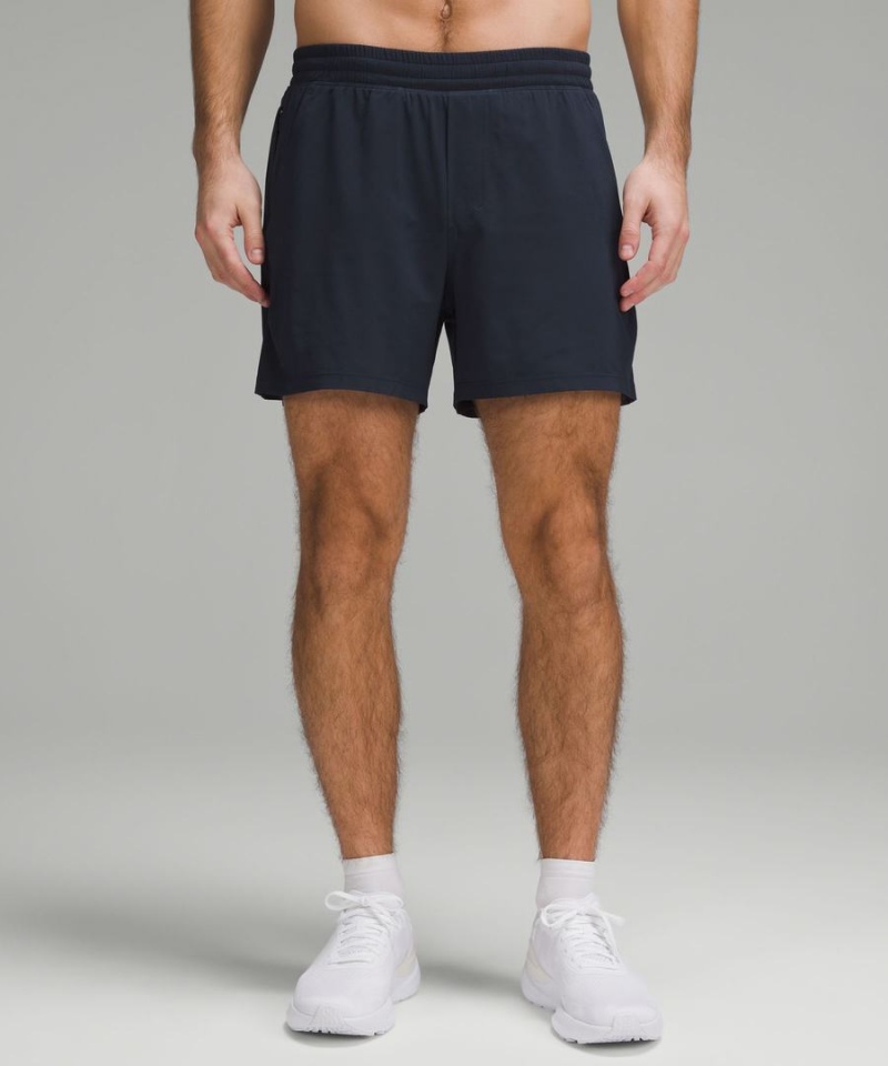 Short Lululemon Pace Breaker Forro 5\