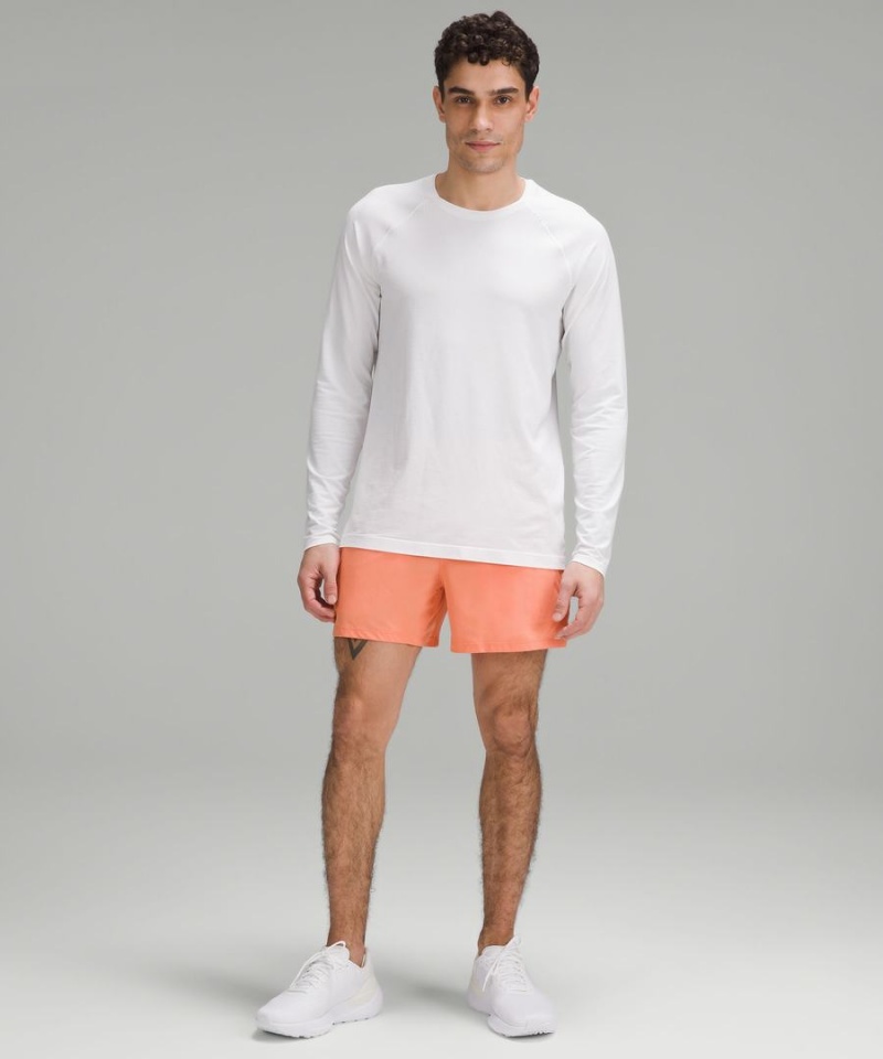 Short Lululemon Pace Breaker Linerless 5