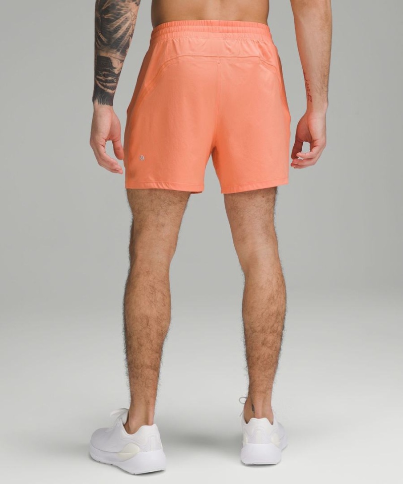 Short Lululemon Pace Breaker Linerless 5