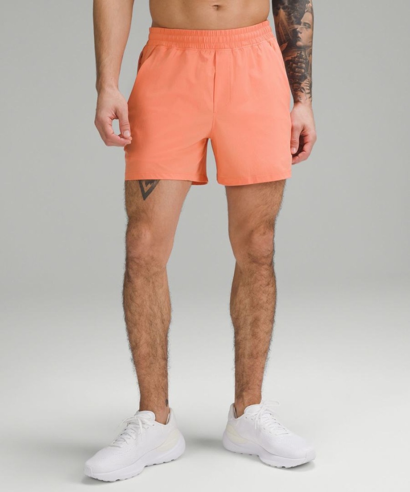 Short Lululemon Pace Breaker Linerless 5\