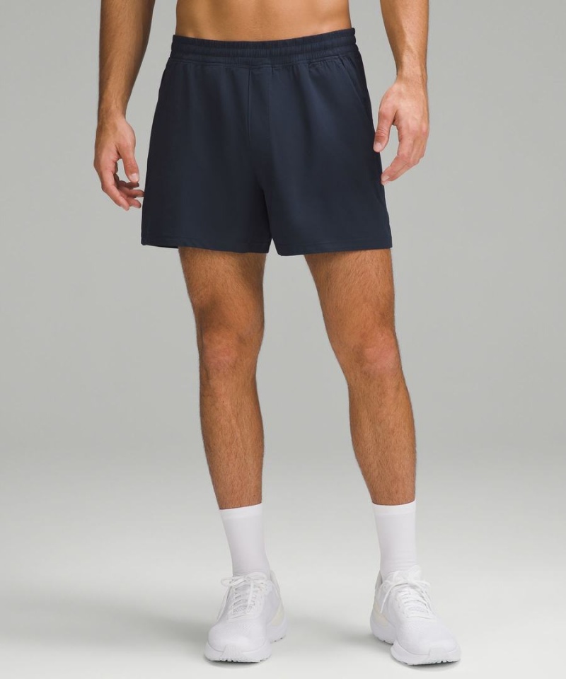 Short Lululemon Pace Breaker Linerless 5\