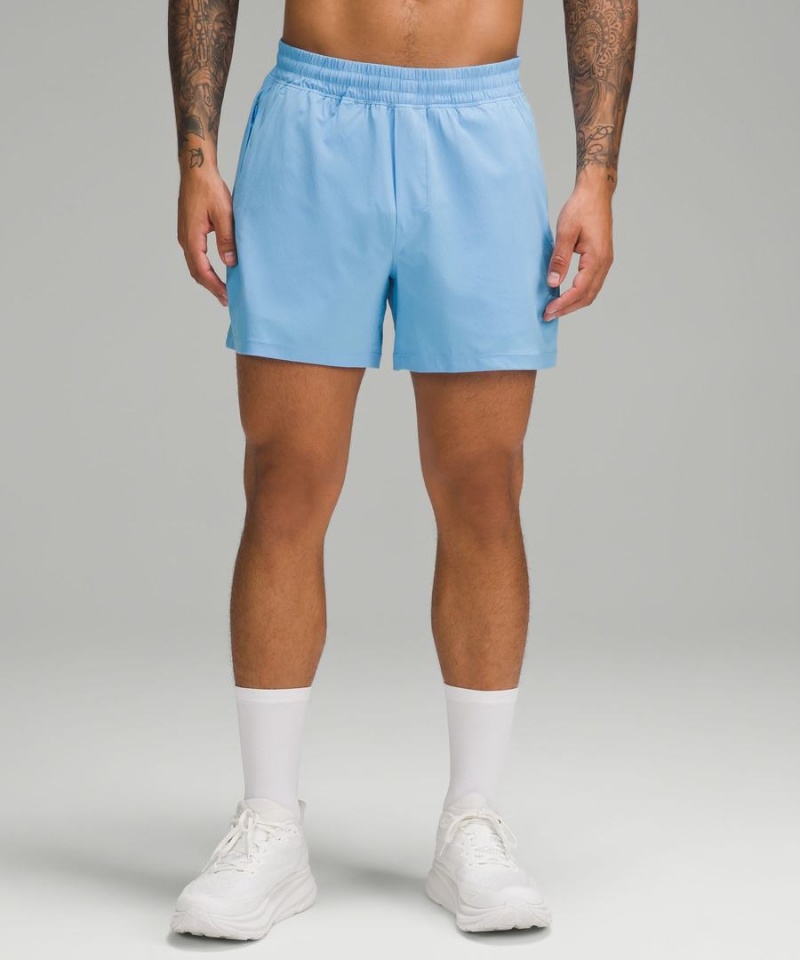 Short Lululemon Pace Breaker Linerless 5\