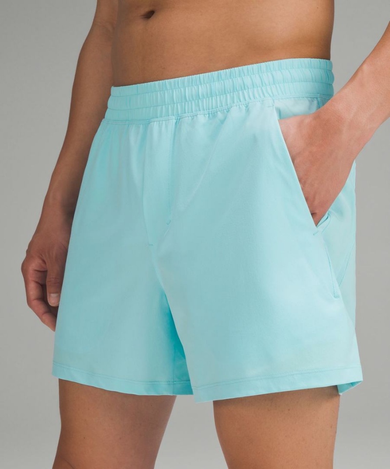 Short Lululemon Pace Breaker Linerless 5