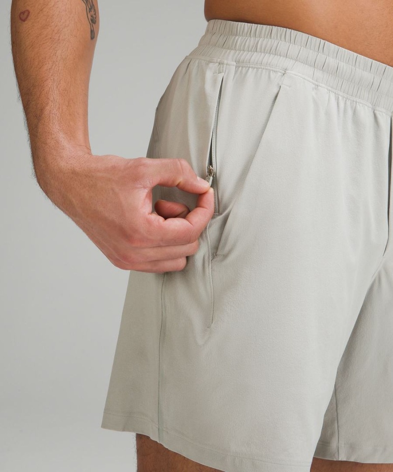 Short Lululemon Pace Breaker Linerless 7