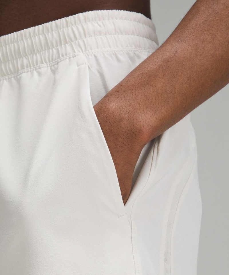 Short Lululemon Pace Breaker Linerless 7