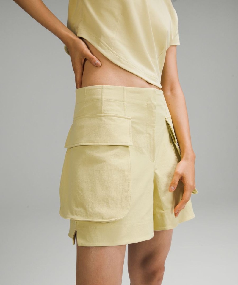 Short Lululemon Relaxed-Fit Super-High-Rise Cargo 4