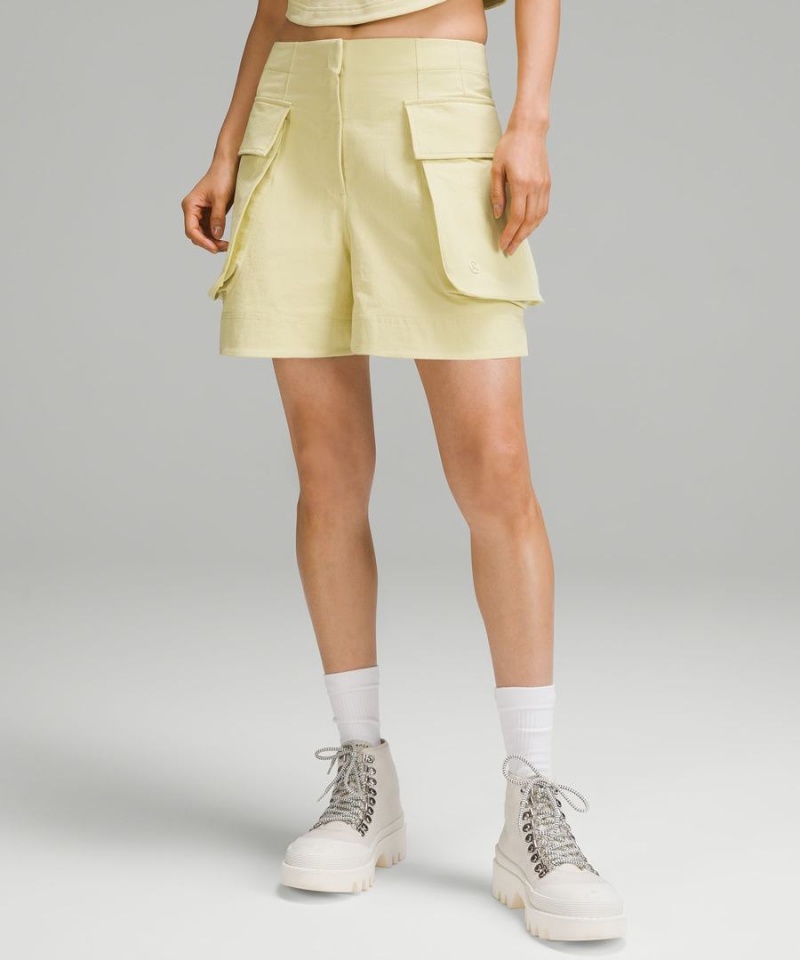 Short Lululemon Relaxed-Fit Super-High-Rise Cargo 4