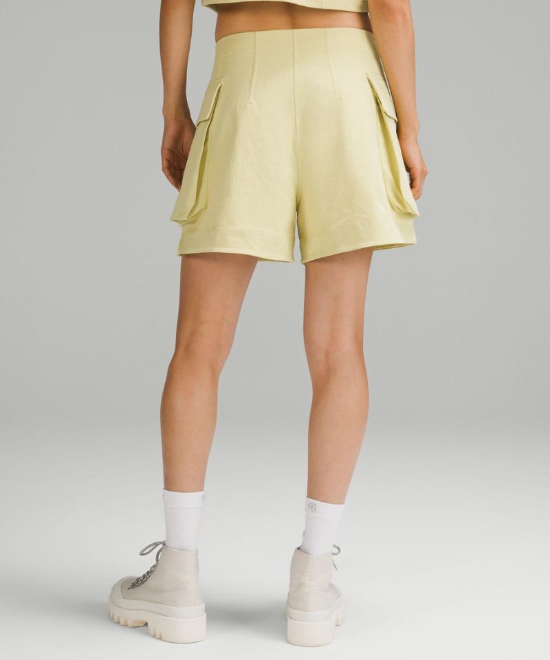 Short Lululemon Relaxed-Fit Super-High-Rise Cargo 4
