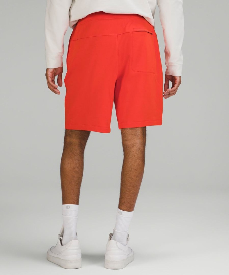 Short Lululemon Relaxed French Terry 9