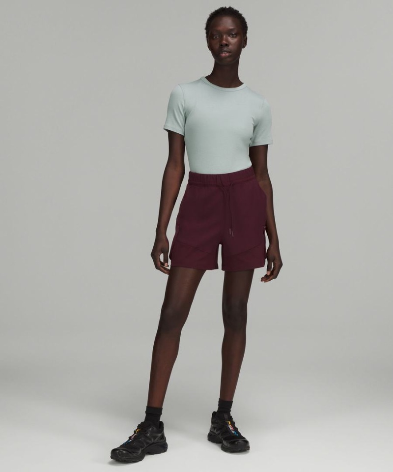 Short Lululemon Relaxed High-Rise Cargo 4.5